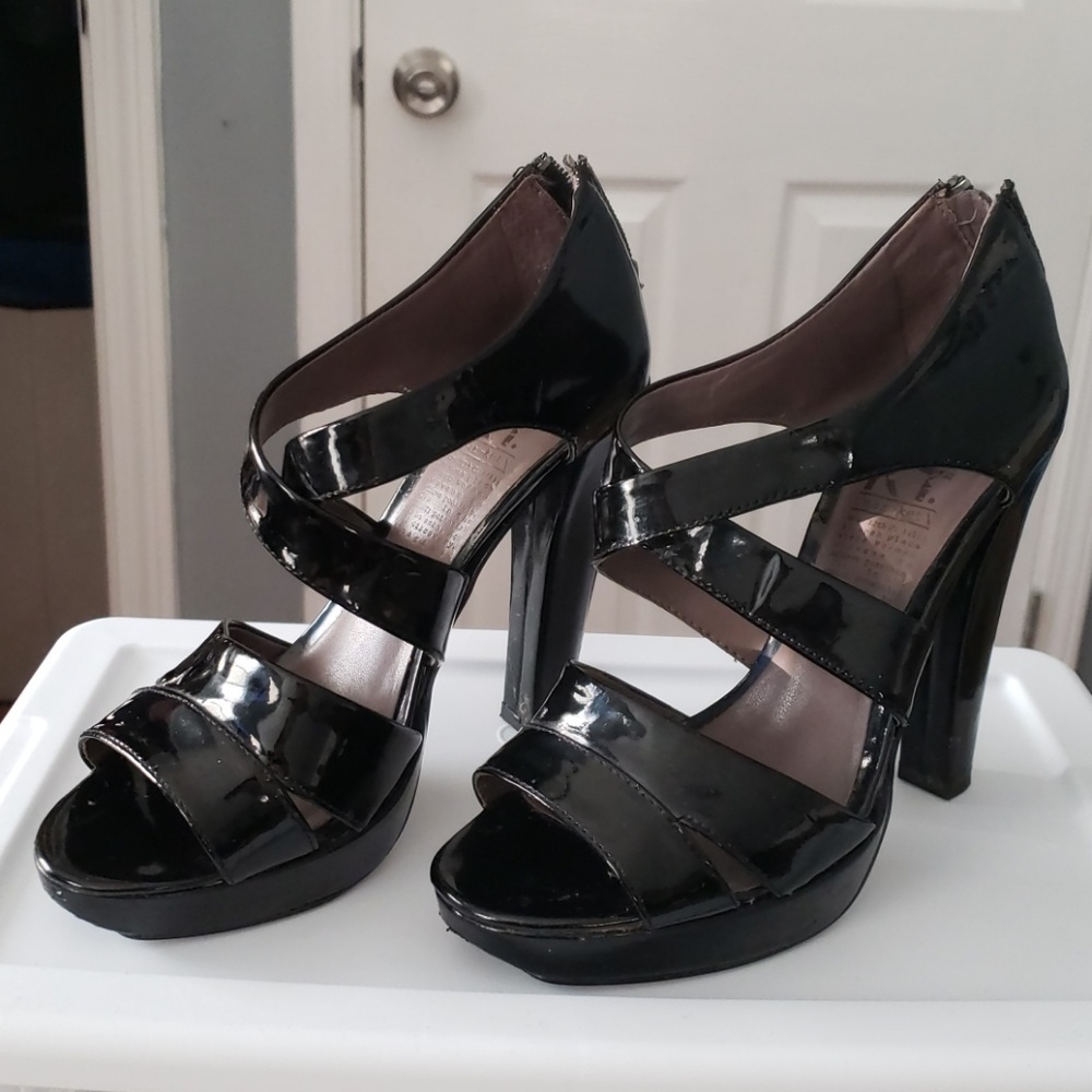 Black heels
